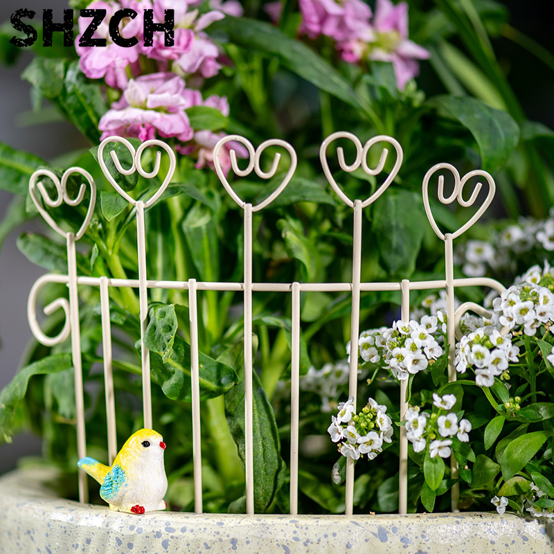 Whimsical Mini Iron FlowerPot  - đánh giá và giá Succulent Arrangement Mini
